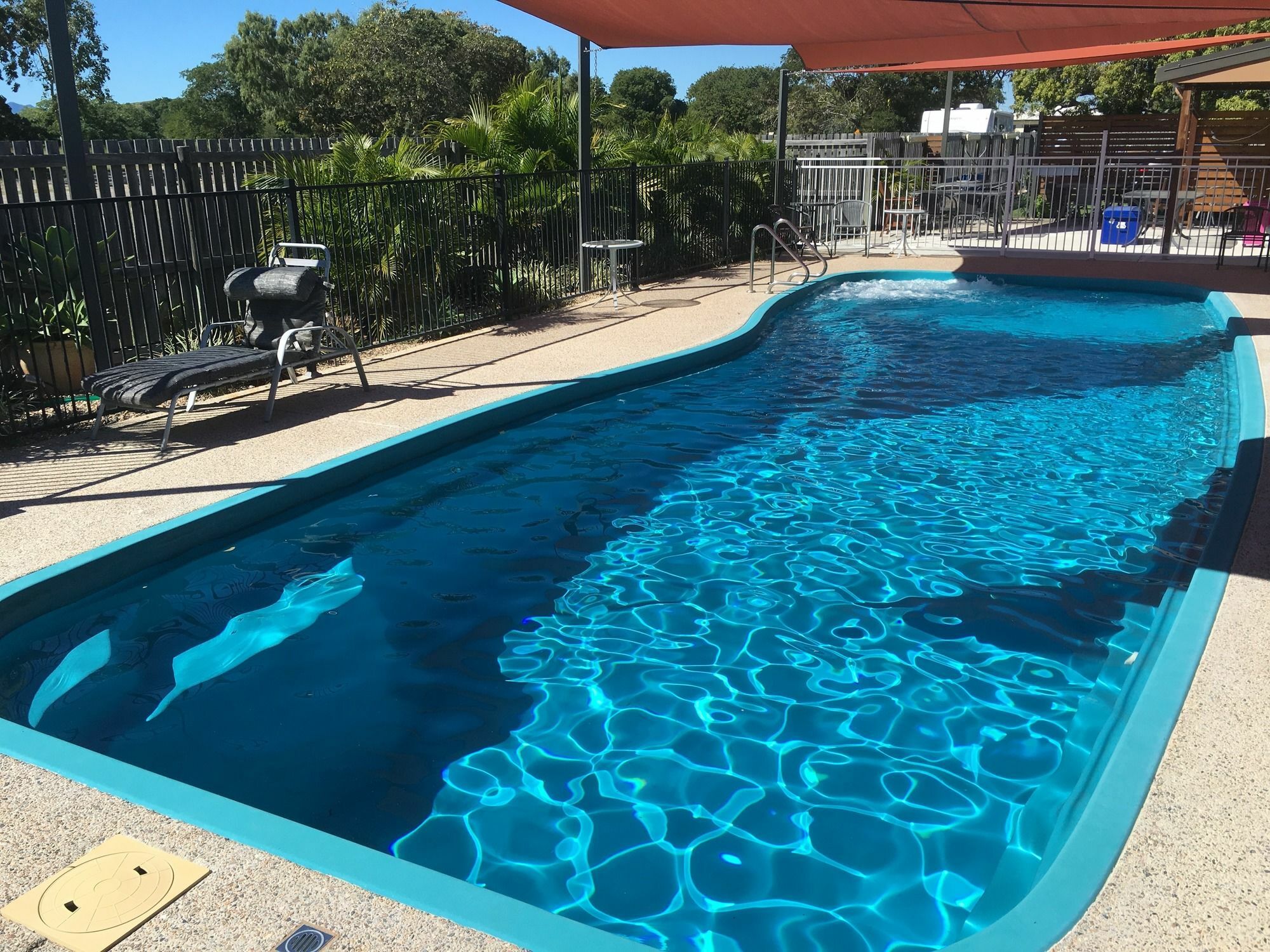 Bluewater Harbour Motel Bowen Bagian luar foto